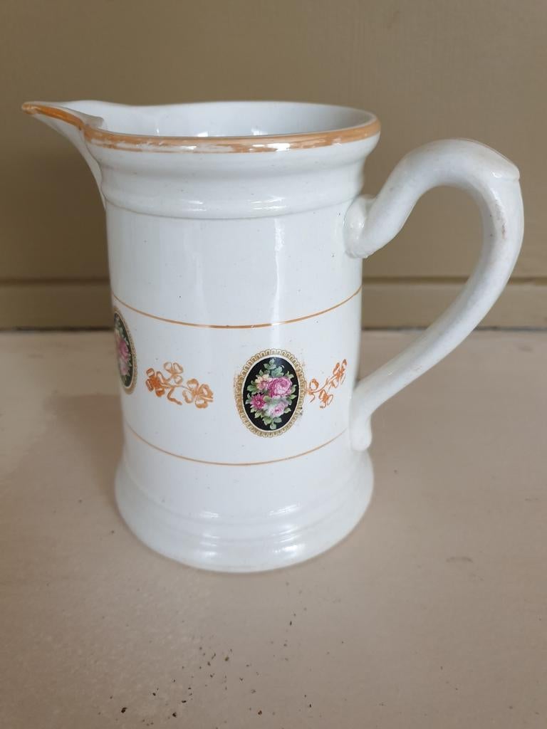Porseleinen melkkannetje ( Nimy België), Antiek en Kunst, Ophalen of Verzenden