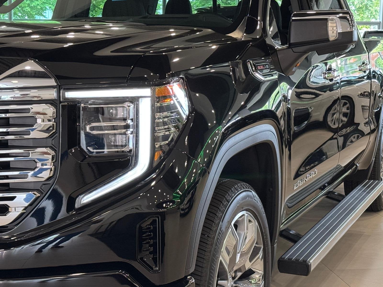 GMC Sierra 6.2 V8 DENALI (bj 2024), Auto's, Automaat, Gebruikt, Automatische klimaatregeling, 426 pk