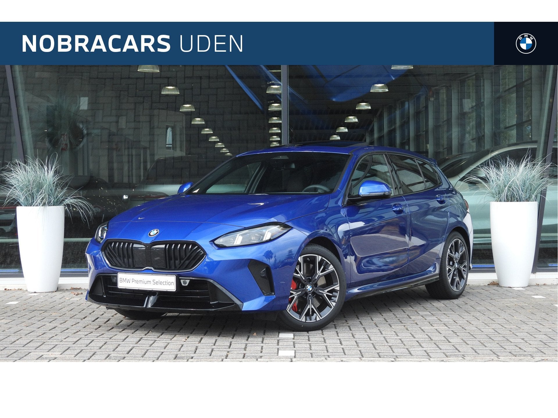 BMW 1 Serie 120 M Sport Automaat / Panoramadak / Adaptieve L, Auto's, Gebruikt, Euro 6, 156 pk, Blauw
