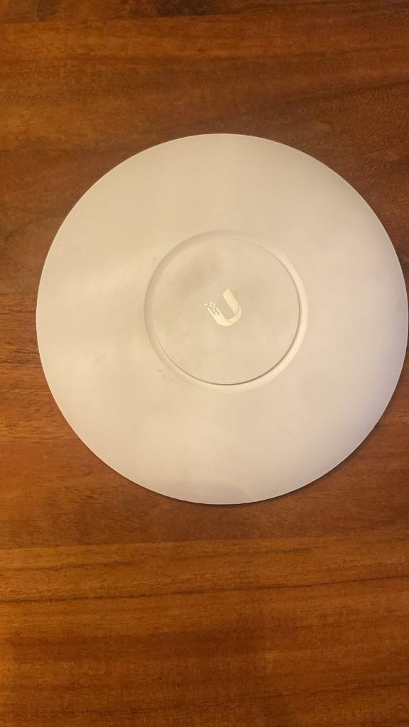 Ubiquiti UniFi AP AC PRO Access Points – 5 stuks beschikbaar, Computers en Software, Accesspoints, Ophalen of Verzenden, Zo goed als nieuw