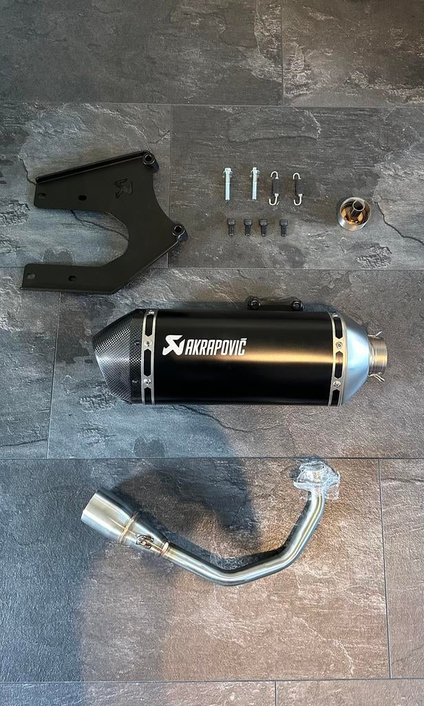 Vespa sprint/primavera akrapovic 50/80cc 4t2v 4t4v (nieuw), Fietsen en Brommers, Brommeronderdelen | Scooters, Ophalen of Verzenden