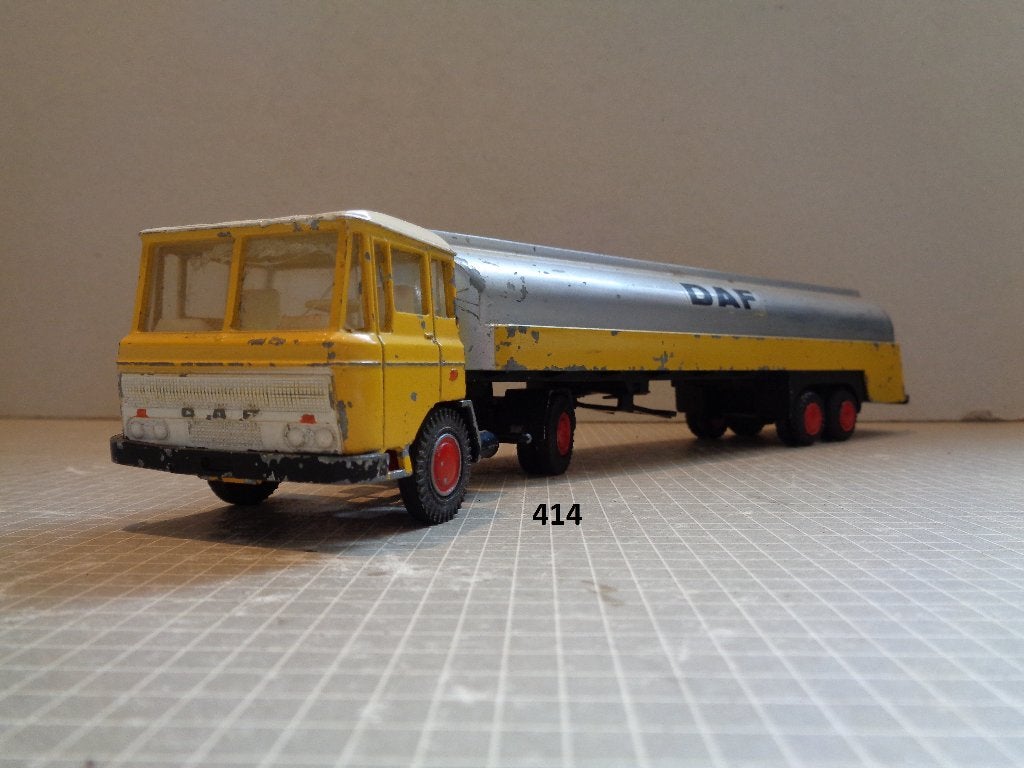 lion daf 2600 met tank trailer geel, Ophalen of Verzenden, Zo goed als nieuw, Bus of Vrachtwagen, Lion Toys