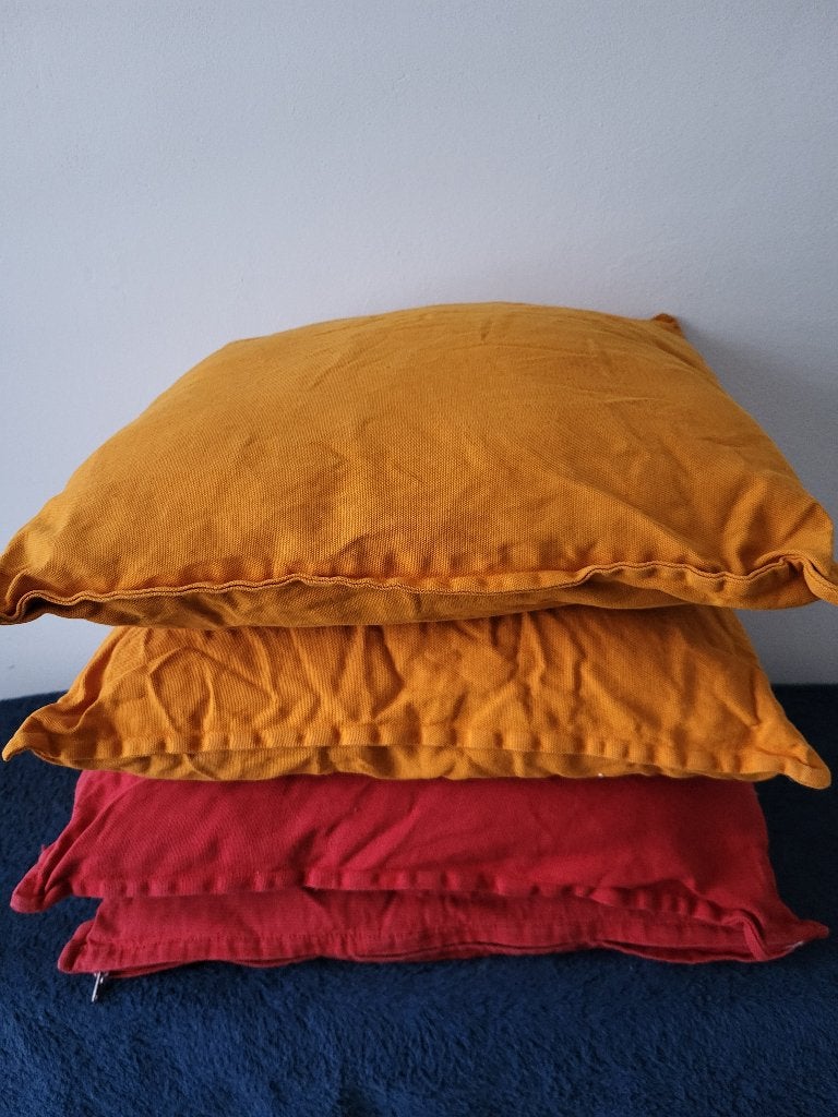 4 sierkussens maat 50 x 50 + 1 grijze maat 45 x 45, Ophalen, Overige kleuren, Vierkant