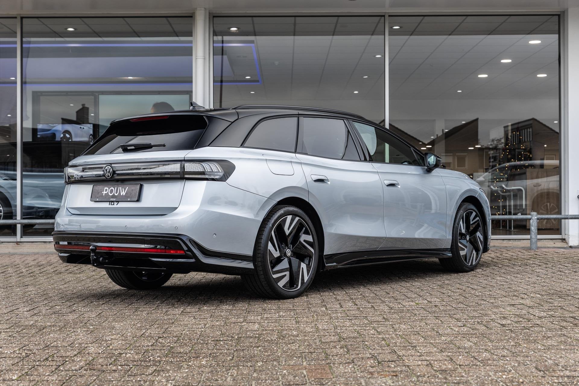 Volkswagen ID.7 Tourer 286pk Pro Limited Edition 77 kWh | Pa, Automaat, 12 maanden, Achterwielaandrijving, Verblindingsvrij grootlicht