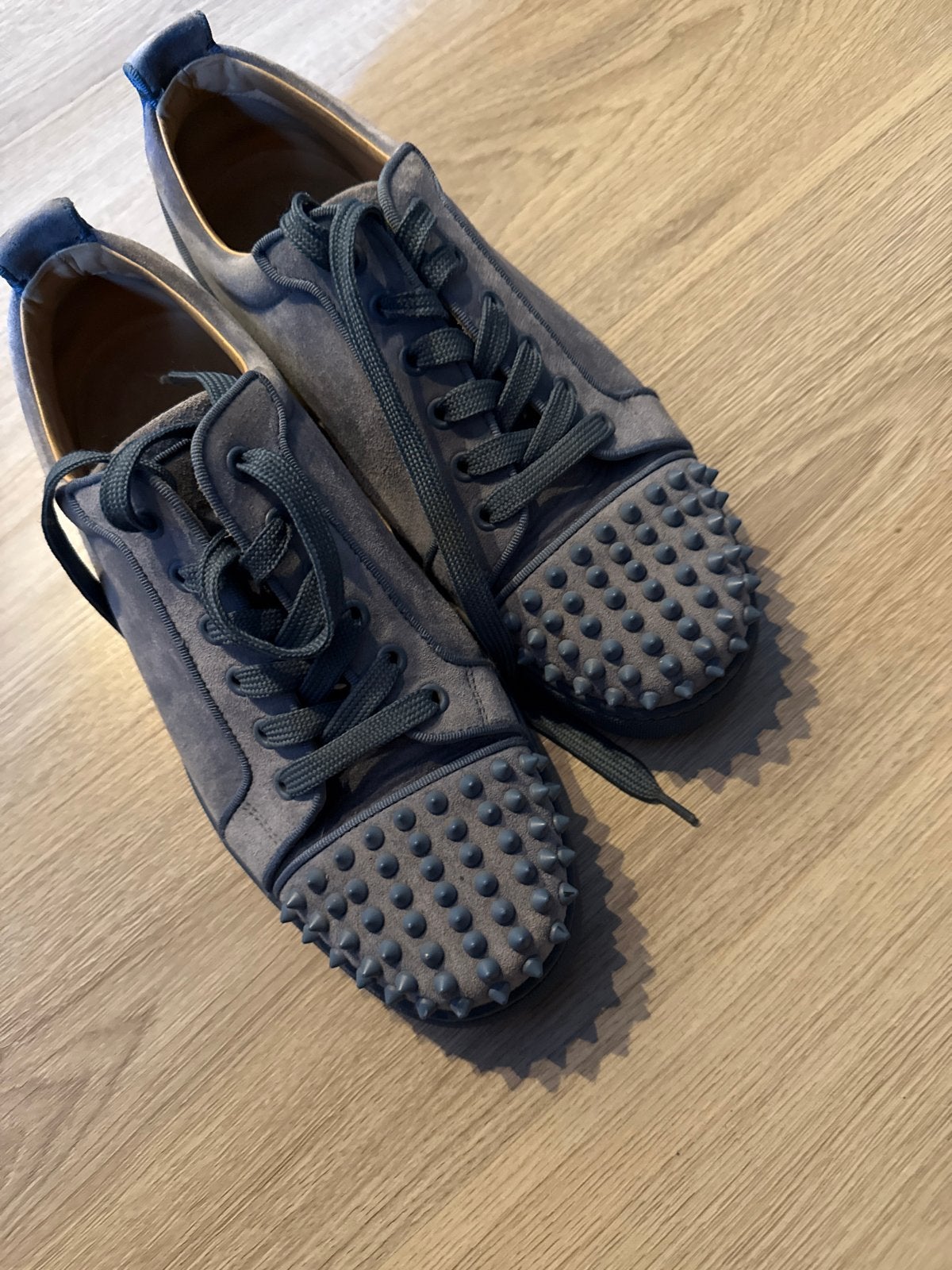 Christian Louboutin Sneakers met Spikes, Ophalen of Verzenden, Gedragen, Overige kleuren, Sneakers of Gympen