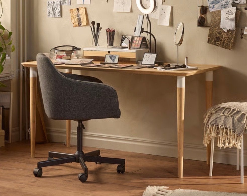 Anfallare IKEA tafel met 4 poten 140x65cm, Ophalen, Gebruikt, Bruin, Overige merken