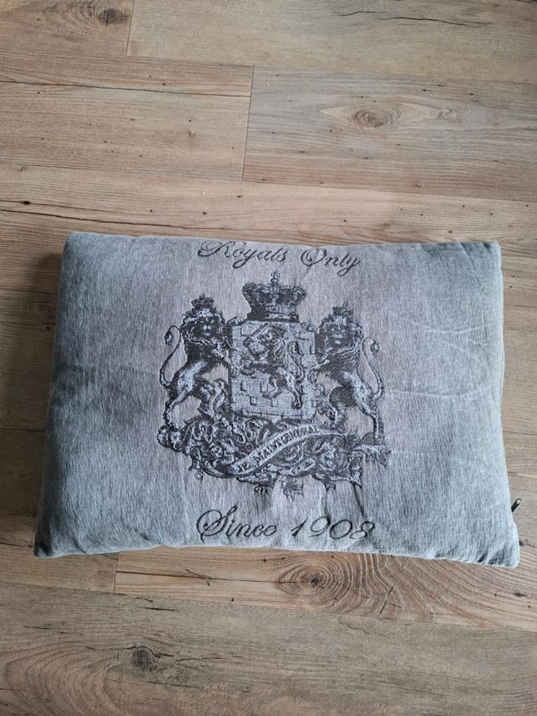 rechthoekig antraciet grijs kussen 57 x 42 cm, Ophalen of Verzenden, Grijs, Rechthoekig