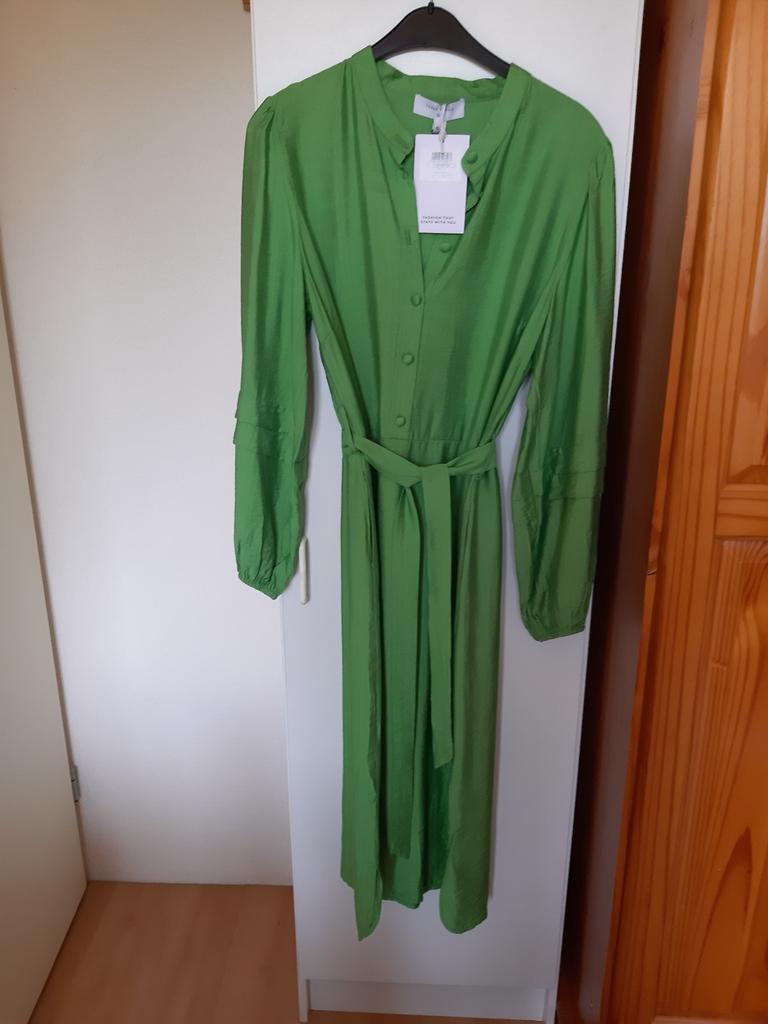 Mooie groene nieuwe jurk van Terre Bleue maat 40, Ophalen of Verzenden, Nieuw, Groen, Onder de knie