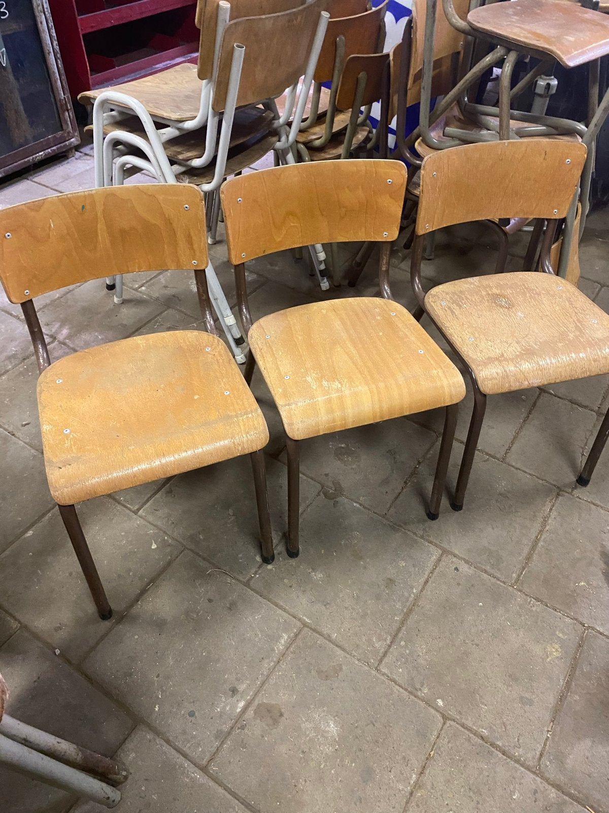Vintage schoolstoelen - set van 3, Ophalen