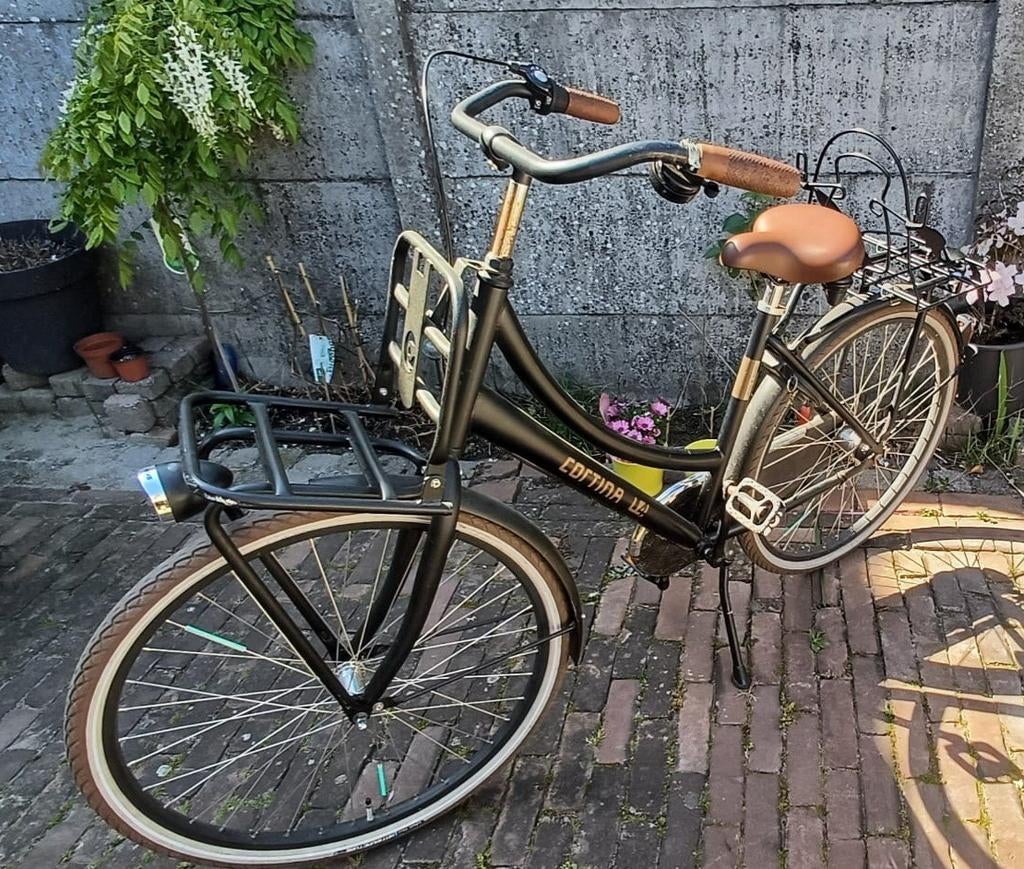 Zwarte 26 inch fiets met voordrager, Fietsen en Brommers, Gebruikt, Velgrem, 50 tot 53 cm, Ophalen