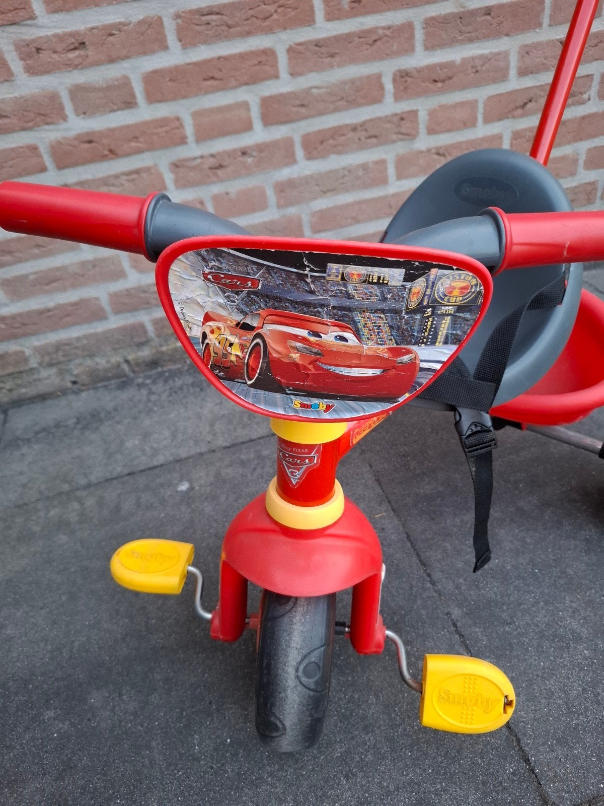 Cars driewieler met duwstang en kiepbakje, Ophalen, Gebruikt, Disney Cars