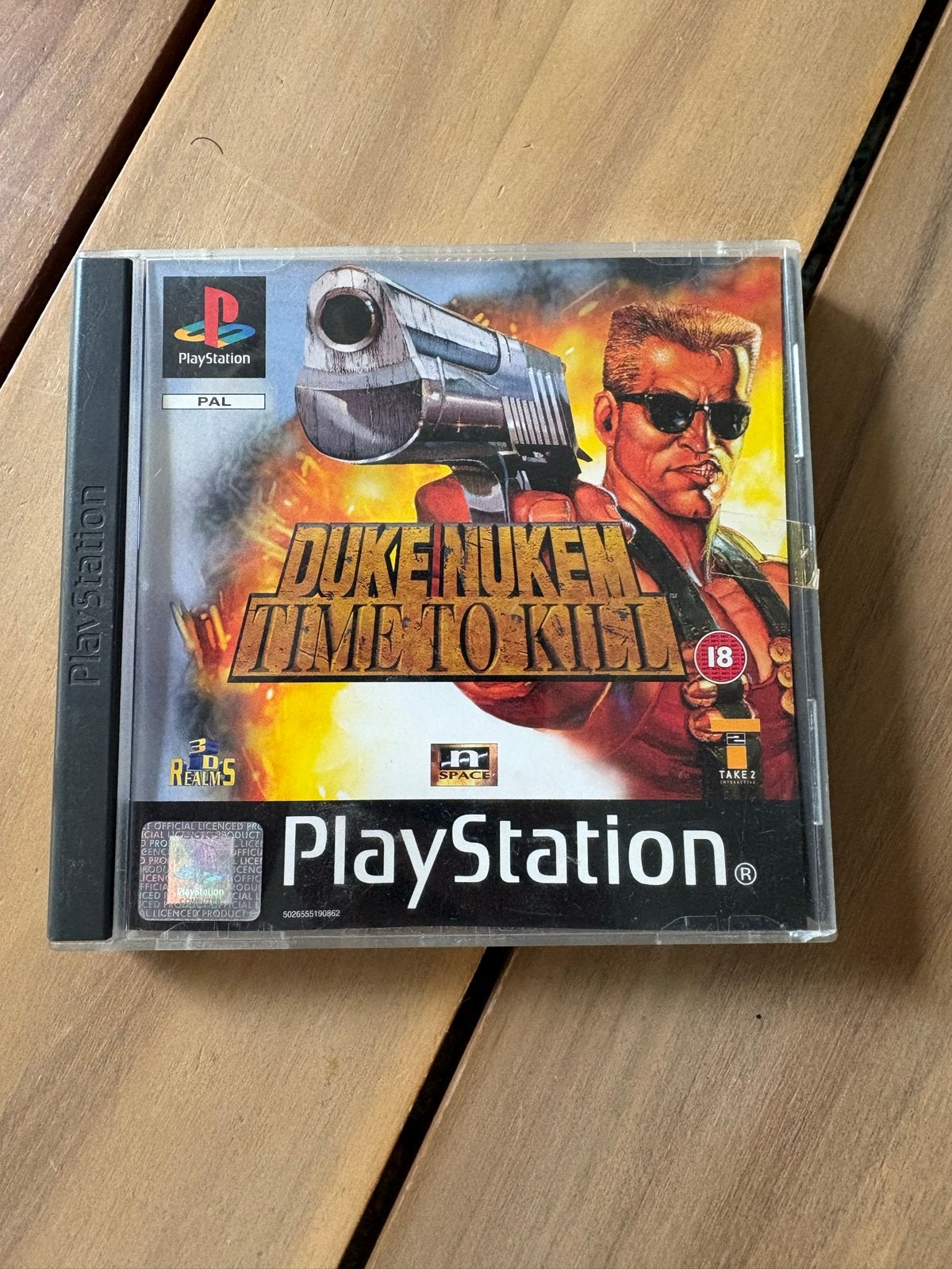 Duke Nukem: Time to Kill - PlayStation 1 (PS1) Spel, Gebruikt, Vanaf 18 jaar, Shooter, 1 speler
