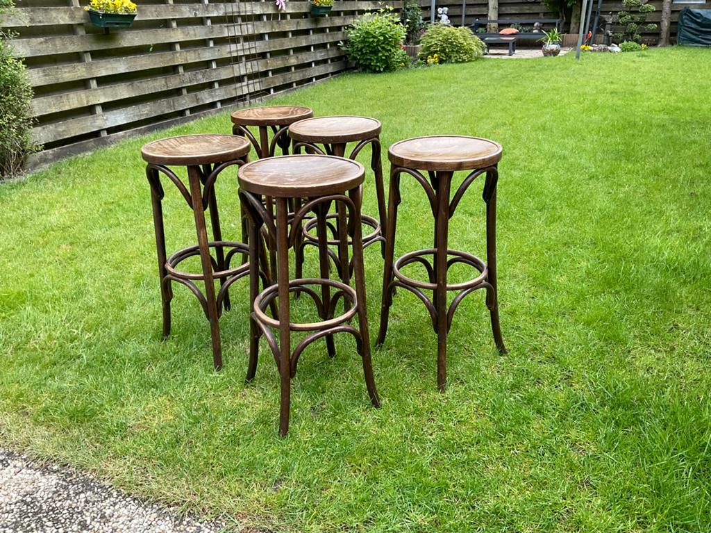 5 Barkrukken ( Thonet ), Huis en Inrichting, Barkrukken, Ophalen, Met voetsteun, 60 tot 90 cm, Hout