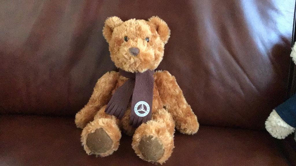 Teddy Hermann  Mercedez Benz Beer, Verzamelen, Beren en Cherished Teddies, Ophalen of Verzenden, Zo goed als nieuw, Stoffen beer