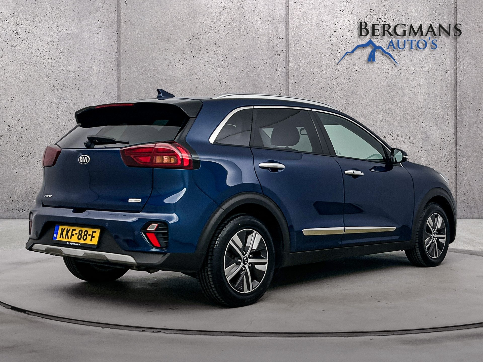 Kia Niro 1.6 GDi PHEV ExecutiveLine // LEDER // STOELKOELING, Gebruikt, Blauw, Bedrijf, 71 km/l
