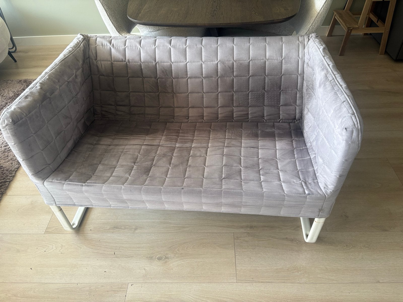 Balkonbank/tweepersoonsbank - Grijs, gebruikt, Huis en Inrichting, Banken | Sofa's en Chaises Longues, Ophalen, Gebruikt, 150 tot 200 cm
