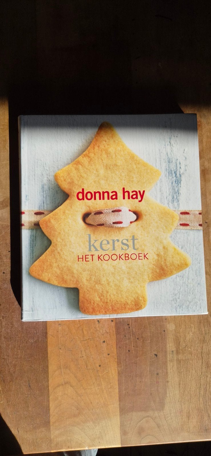 Donna Hay Kerst: Het Kookboek - Feestelijke Recepten, Boeken, Ophalen of Verzenden, Zo goed als nieuw, Donna Hay, Voorgerechten en Soepen