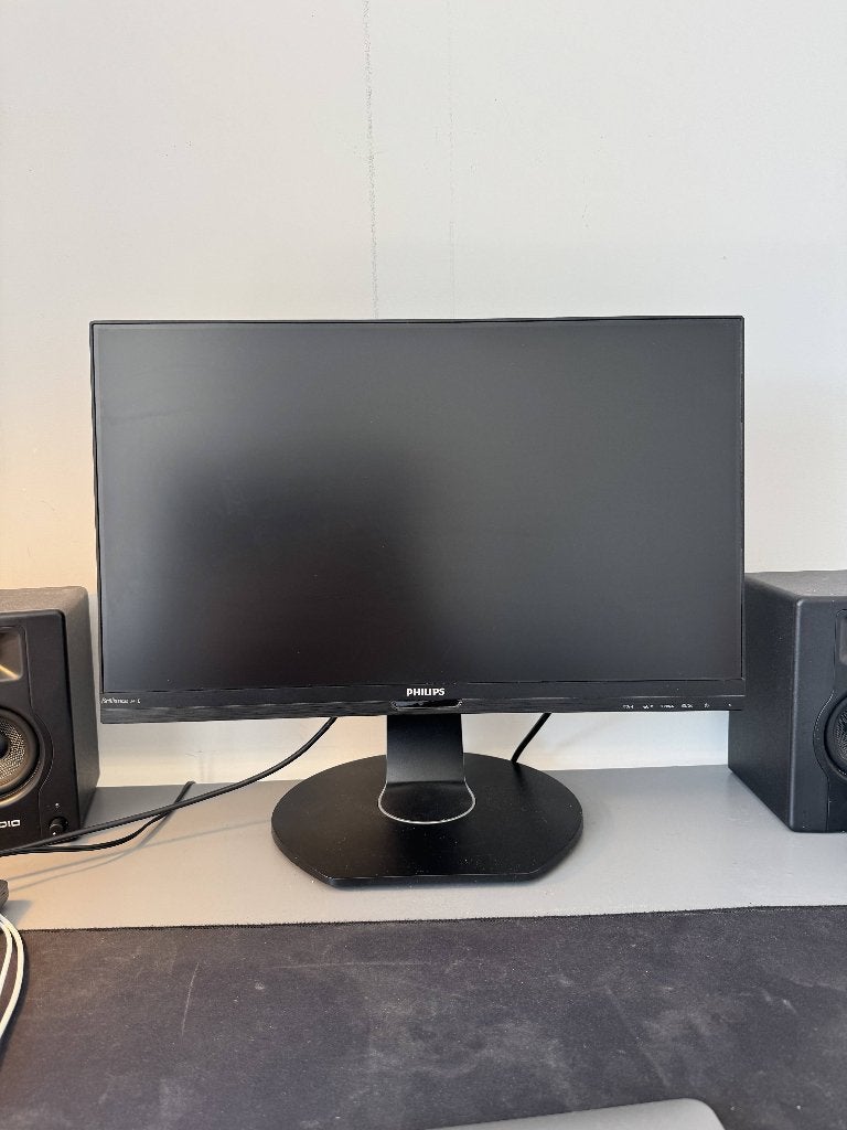 Philips Brillliance 241B, Ophalen, IPS, USB-C, 60 Hz of minder