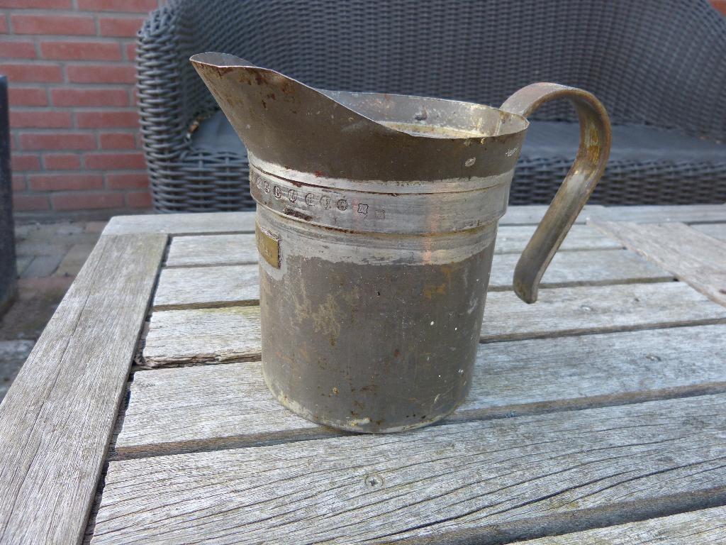 Antieke maatbeker maatkan 1 liter ijzer, Antiek en Kunst, Antiek | Tin, Ophalen of Verzenden