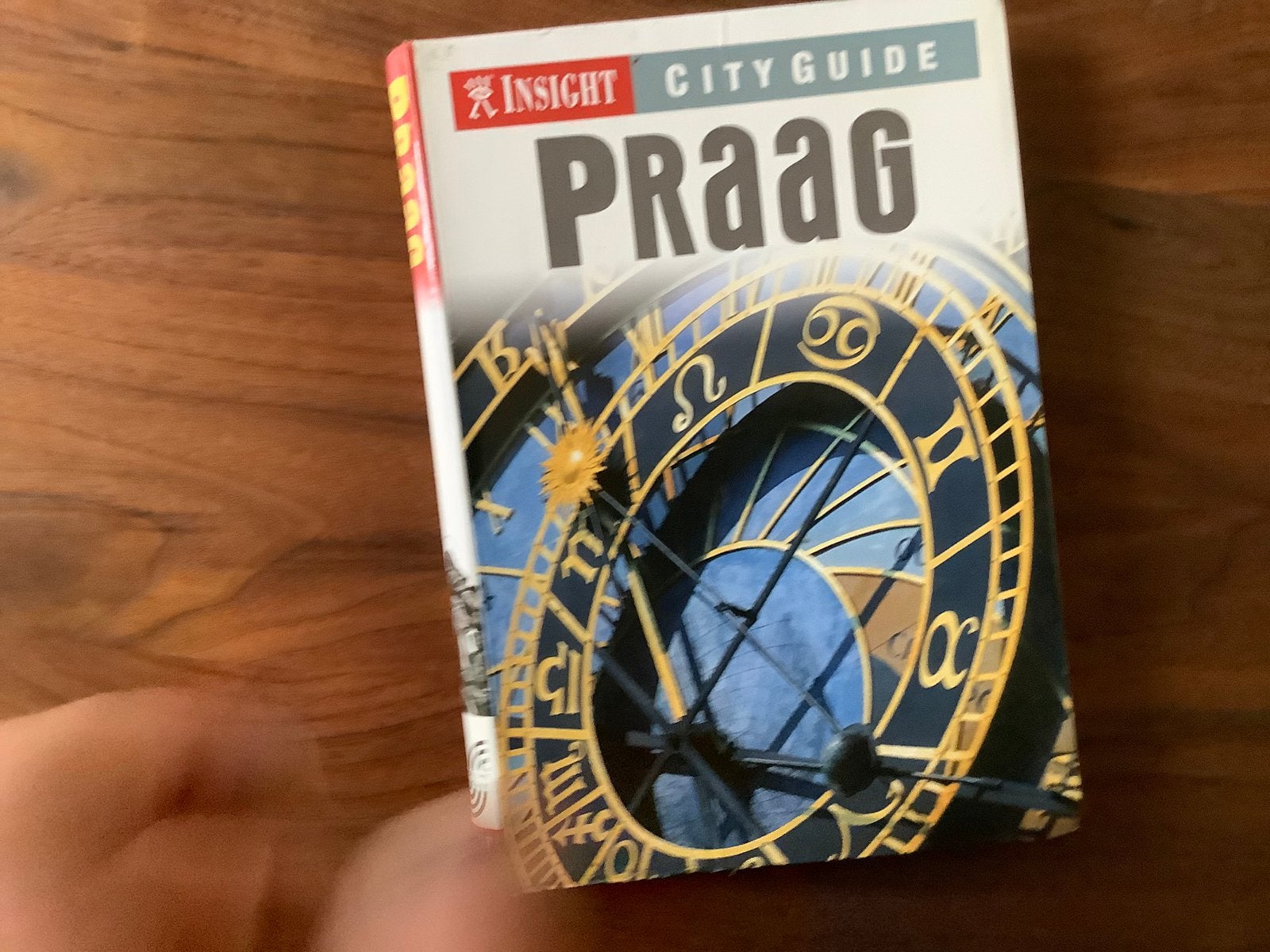 Praag Tsjechie 265pg Insight Guide NL reisgids, Ophalen of Verzenden, Europa, Reisgids of -boek, Overige merken