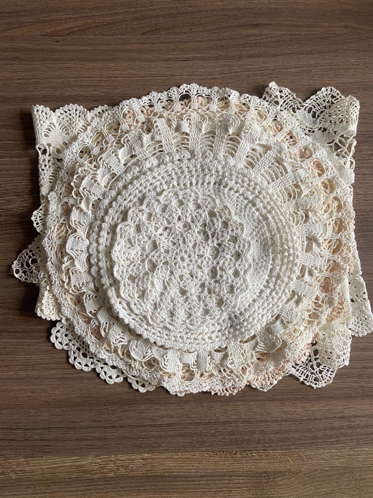 14 Brocante kleedjes kleedje kant gehaakt, Ophalen of Verzenden