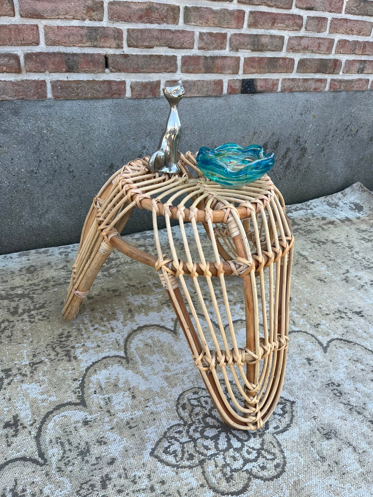 Vintage rotan bijzet tafel planten tafeltje, Antiek en Kunst, Antiek | Meubels | Tafels, Ophalen