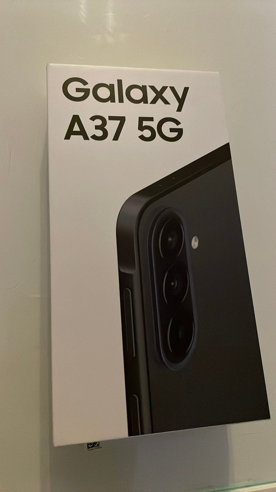 Nieuwe Samsung galaxy a37 5 G 128gb, Zwart, Ophalen of Verzenden, Zo goed als nieuw, 128 GB