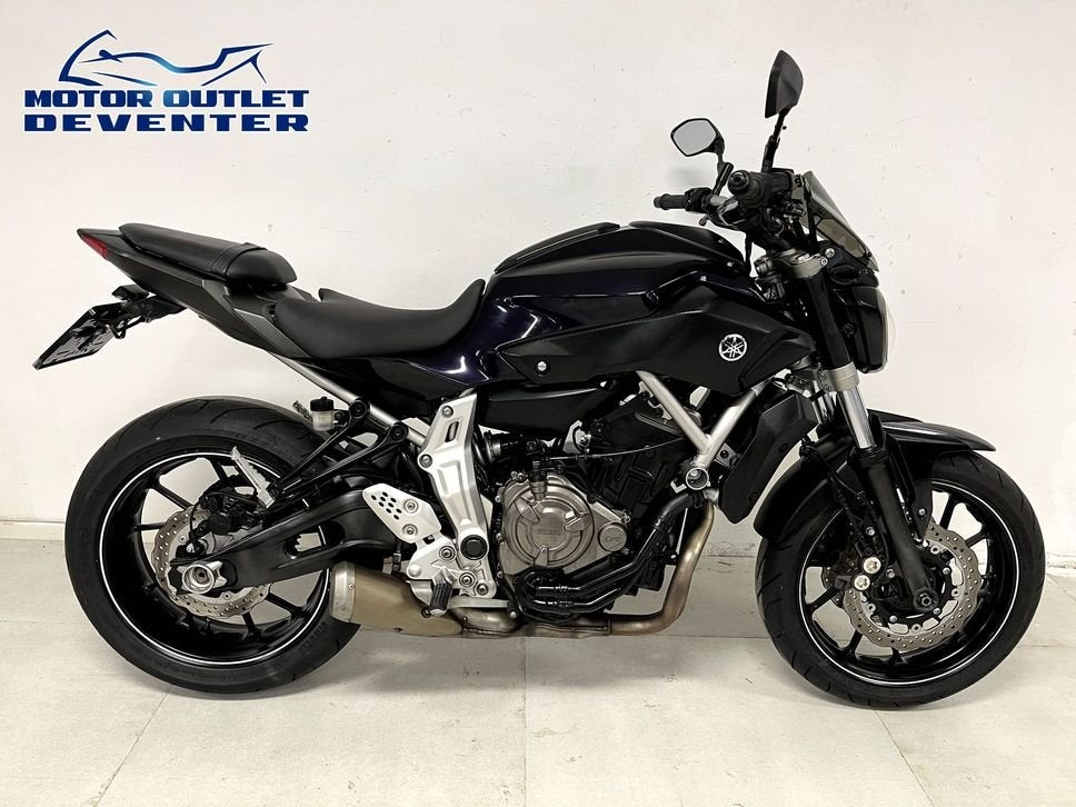 Hele mooie YAMAHA MT 07 ABS MT07 ABS (bj 2014), Motoren, 2 cilinders, Motorrijbewijs A, Bedrijf, Onbekend