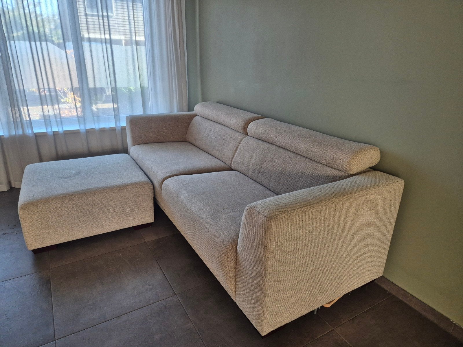 Comfortabele loungebank met poef GRATIS, Huis en Inrichting, Ophalen, Gebruikt, Rechte bank, Stof