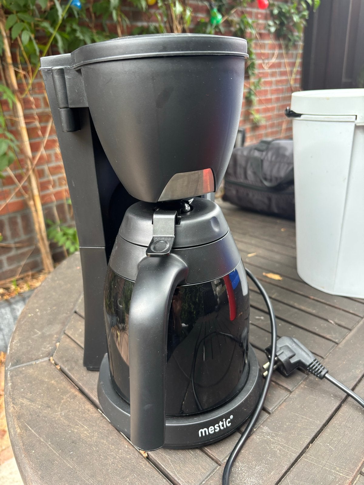 Mestic MK-120 koffiezetter met thermoskan, Gebruikt, 10 kopjes of meer, Koffiemachine, Gemalen koffie