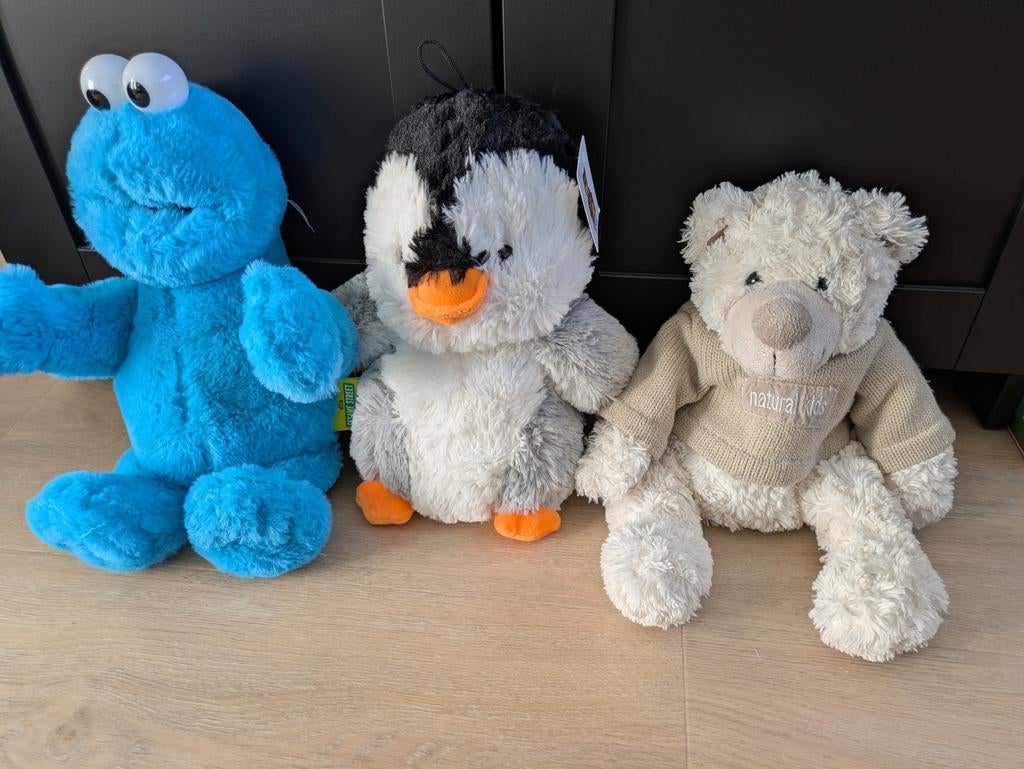 Te Koop Leuke knuffels: Koekiemonster, pinguïn en beer, Gebruikt, Overige merken, Overige karakters, Beer