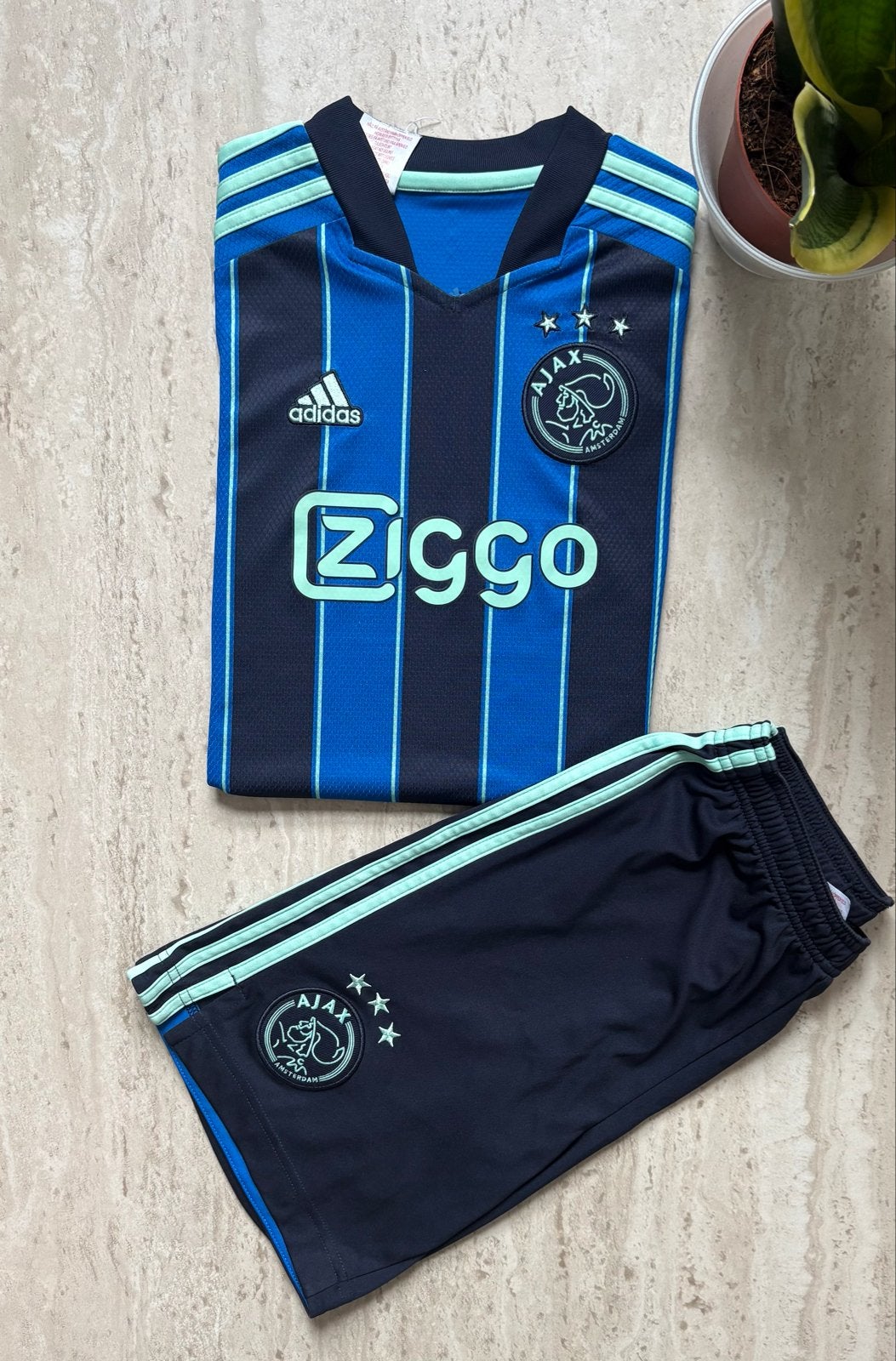 Ajax uitshirt + short 2021/22 adidas kids