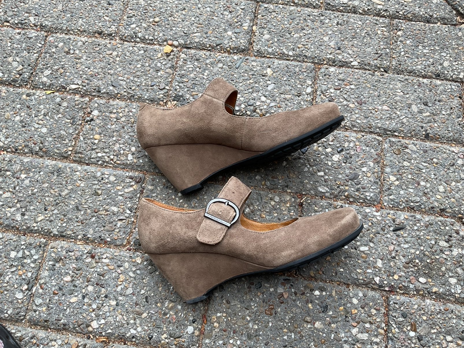 Geox schoenen, Schoenen met lage hakken, Beige, Ophalen of Verzenden, Zo goed als nieuw