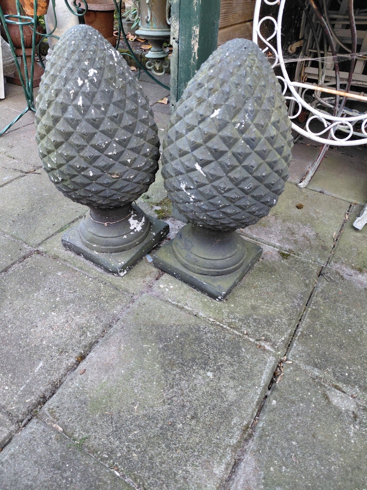 Tuinbeelden tuinornament dennenappels, Tuin en Terras, Ophalen, Gebruikt