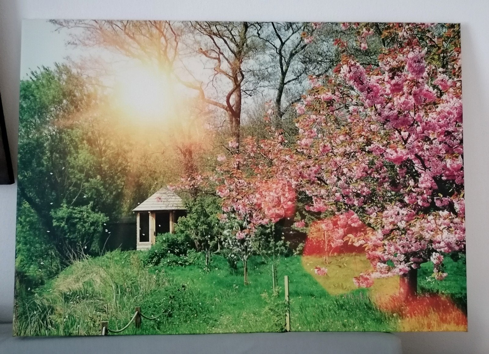 Schilderij met lentelandschap en bloesembomen 100x70cm, Op houten frame, Print, Textiel, Landschap