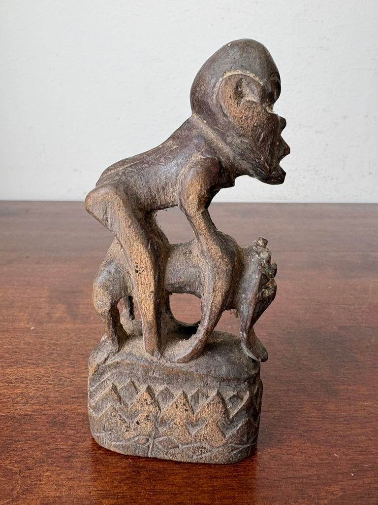 Beeld hout erotische scene man vrouw naakt, Minder dan 20 cm, Ophalen of Verzenden, Handgemaakt, Hout