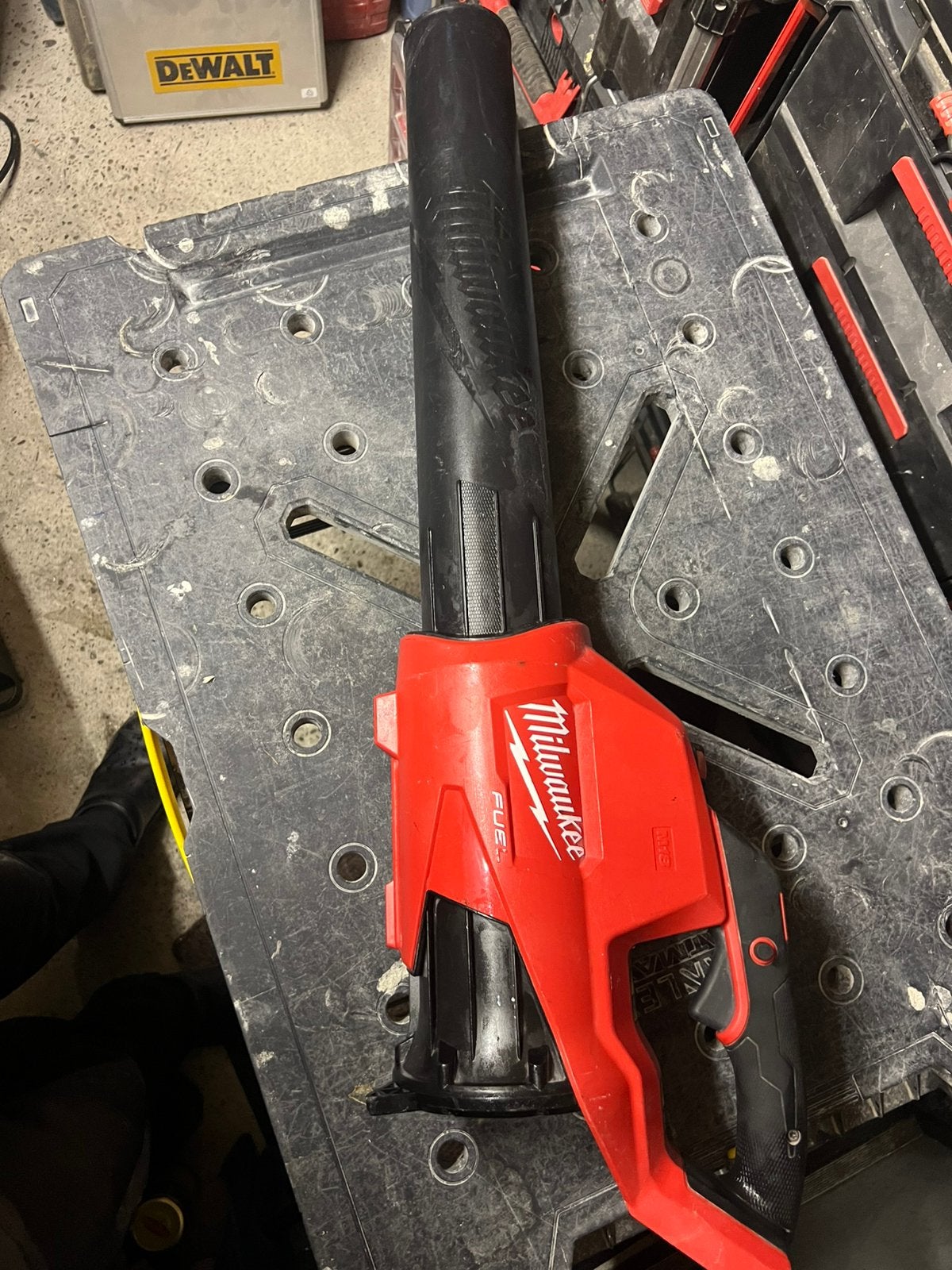 Milwaukee M18 FBL-0 FUEL Bladblazer 18V - Body Only, Ophalen, Zo goed als nieuw, Accu, Handgedragen