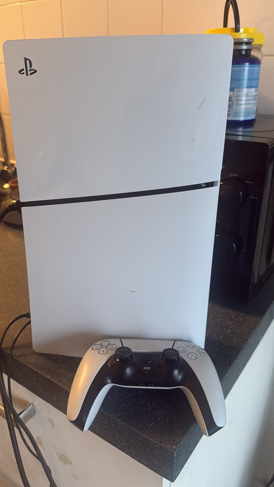 Playstation 5 Digital Edition - 1TB - Joystick , Charger, Ophalen of Verzenden, Zo goed als nieuw