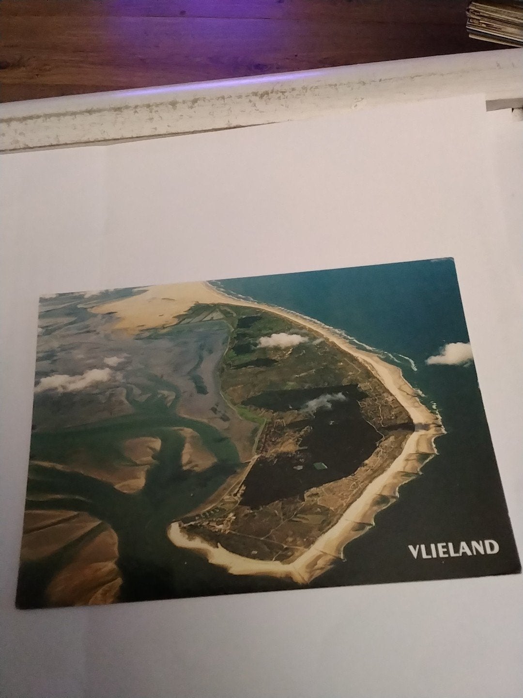 Ansichtkaart Vlieland - Luchtfoto Waddeneilanden 1997, Ophalen of Verzenden, 1980 tot heden, Gelopen, Waddeneilanden