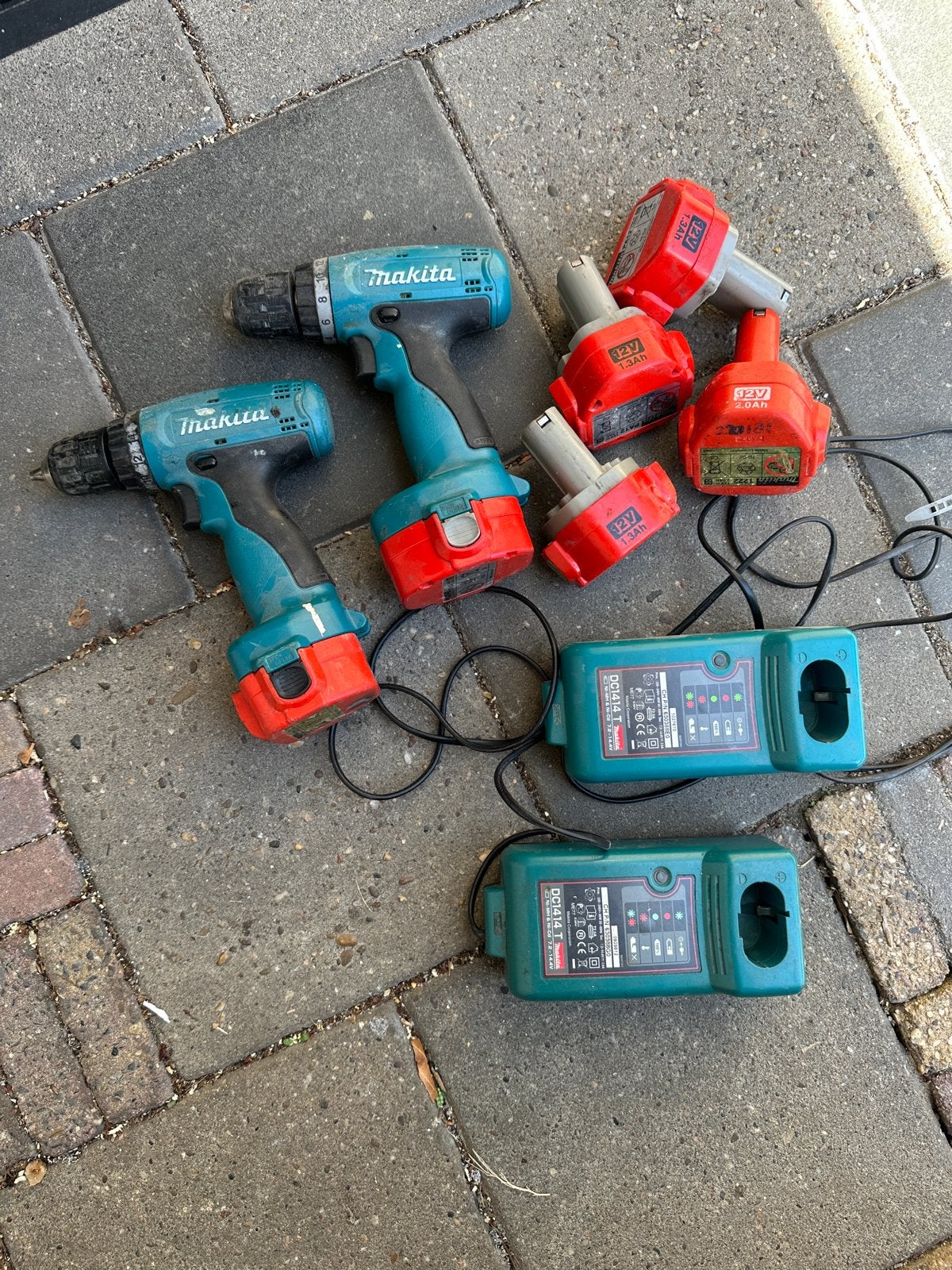 Makita Schroefmachines 12V & 14V met laders en accu's, Ophalen, Gebruikt, Variabele snelheid, Boor- en Schroefmachine