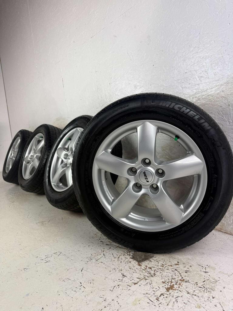 Audi a3 caddy Skoda Passat Sharan velgen 16" 5x112 winterset
