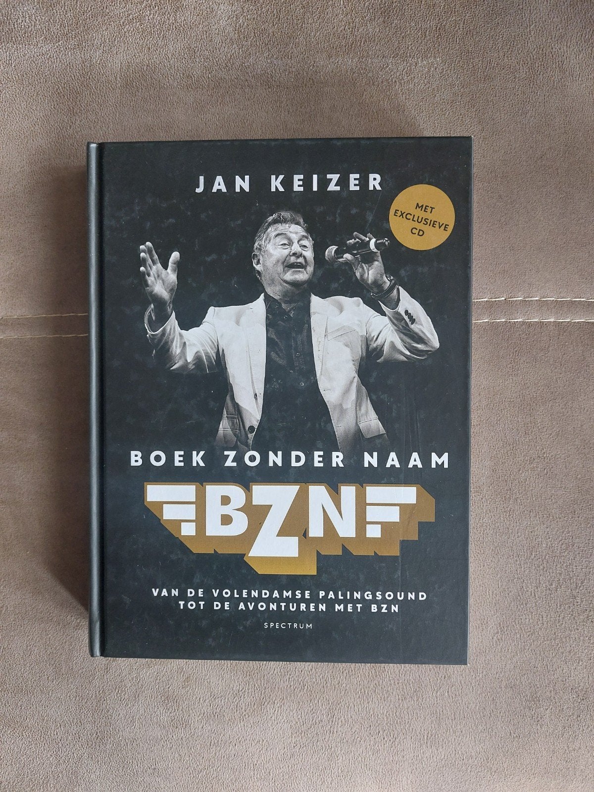 Boek Zonder Naam BZN  door Jan Keizer (Incl. CD), Ophalen of Verzenden, Zo goed als nieuw, Jan Keizer