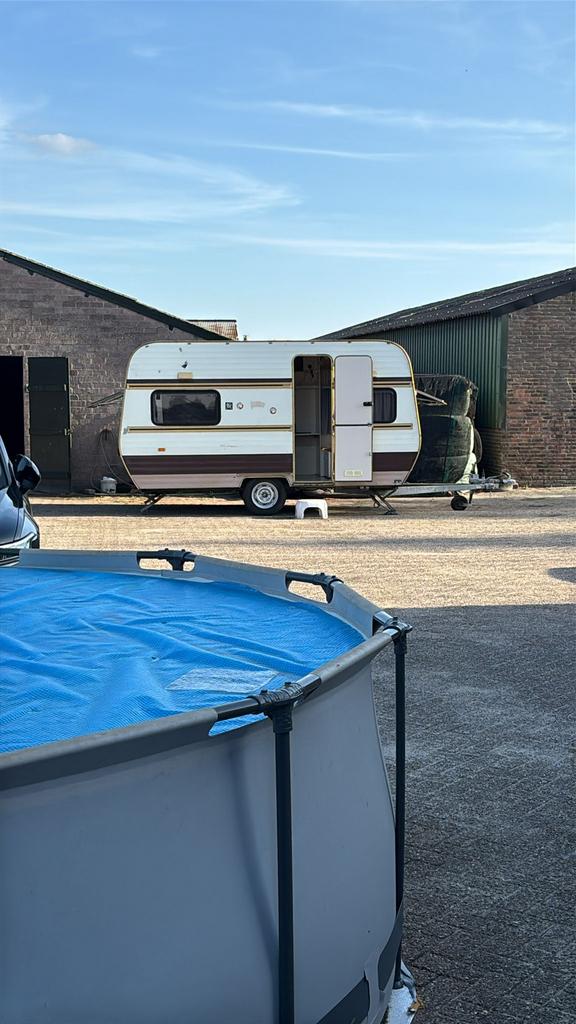 Caravan, Particulier, 500 - 750 kg, Rondzit