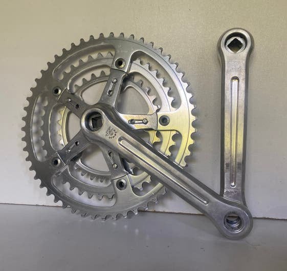 Ofmega Crankstel met 3 speed kettingbladen, Crankstel of Pedalen, Ophalen of Verzenden, Zo goed als nieuw, Aluminium
