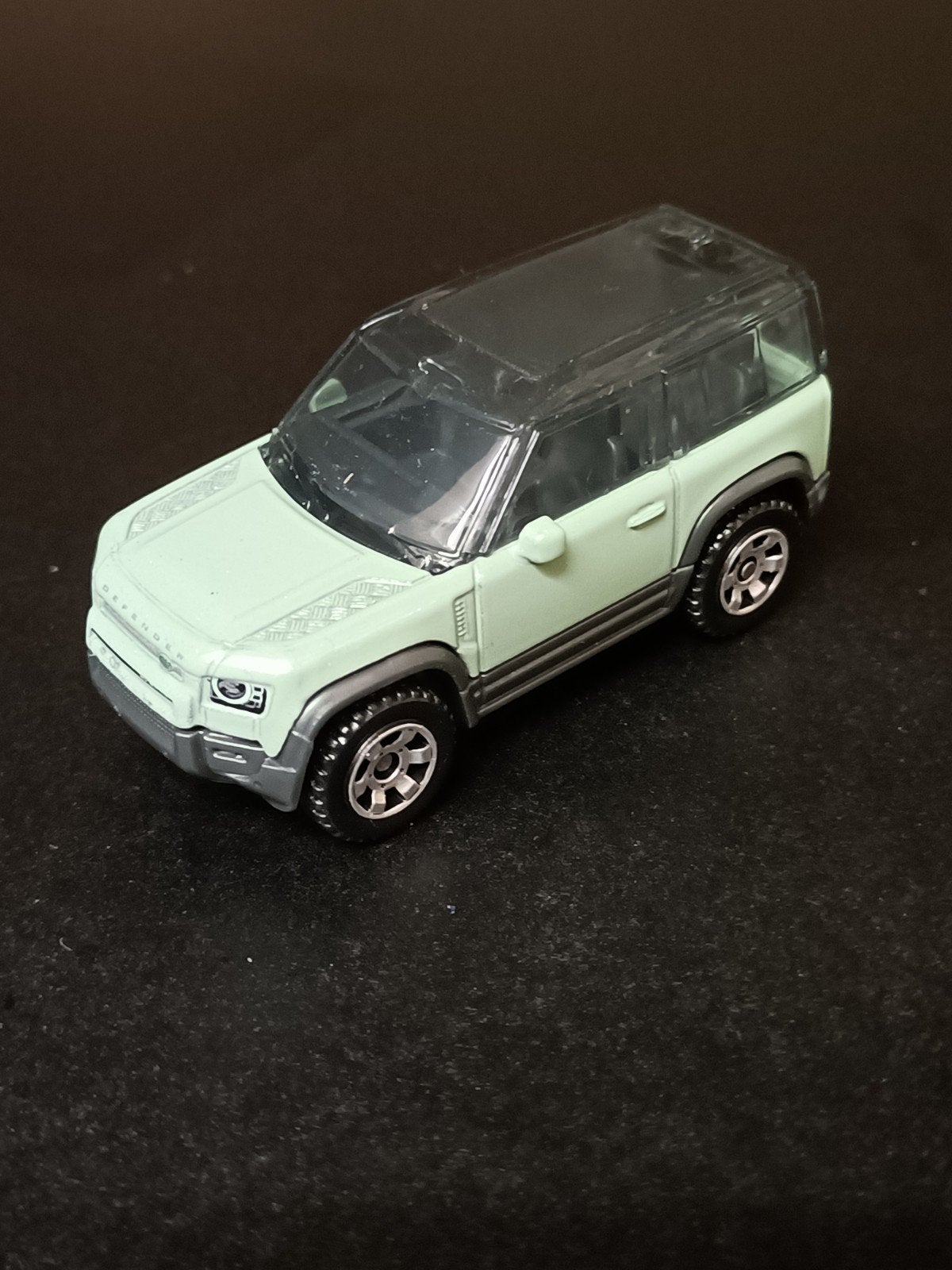 Matchbox Land Rover Defender 90 - Lichtgroen, Ophalen of Verzenden, Zo goed als nieuw, Auto