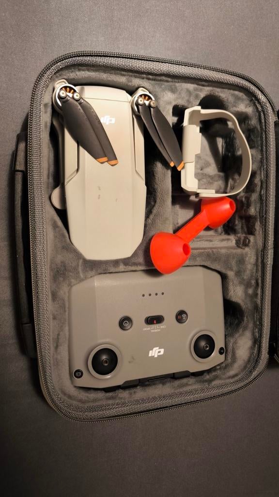 DJI Mini 2 + Controller (Kapot), Opklapbaar, 30 tot 45 minuten, Cameradrone, 5 tot 10 kilometer