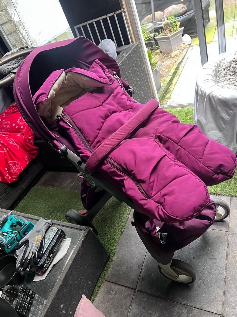 Paarse Stokke kinderwagen, Ophalen, Zo goed als nieuw, Overige merken
