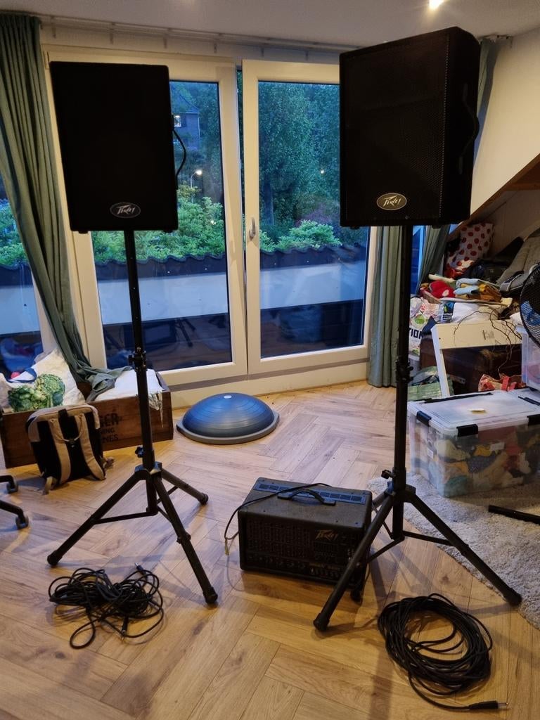 Peavey XR 600E Mixer met 2 Peavey Speakers, Ophalen, Gebruikt