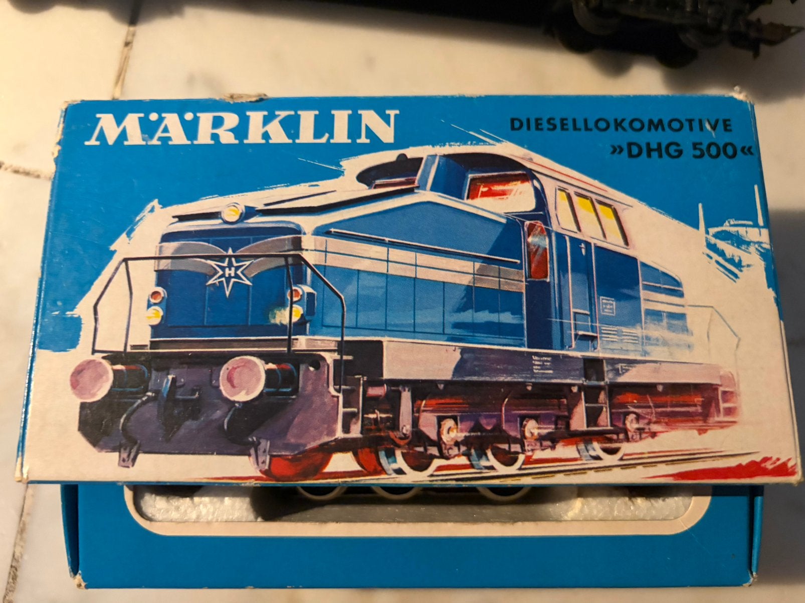 Lokomotief Marklin in originele verpakking, Hobby en Vrije tijd, Modeltreinen | H0, Wisselstroom, Wagon, Ophalen of Verzenden