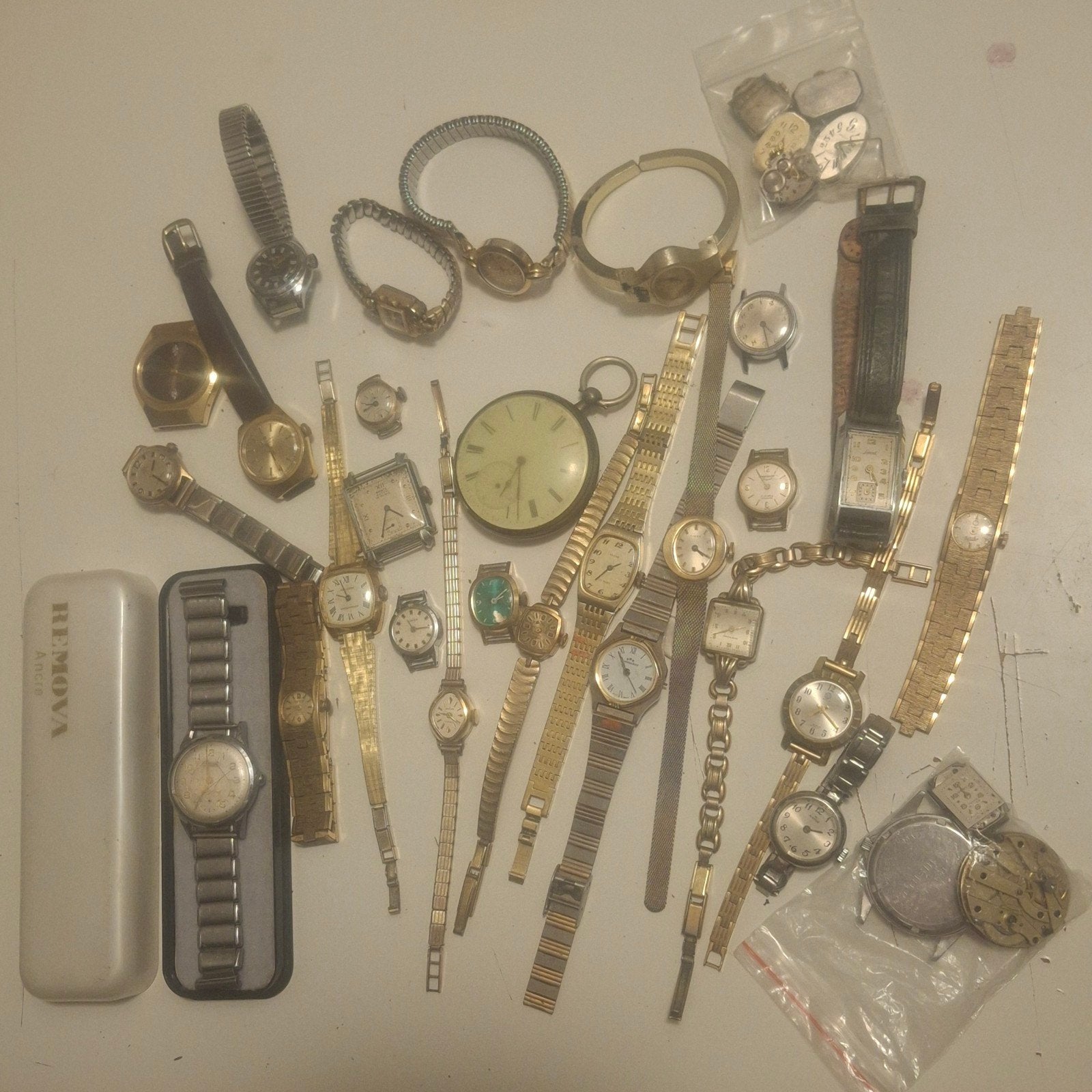 Partij mechanische horloges en uurwerken, Sieraden, Tassen en Uiterlijk, Ophalen of Verzenden, Staal, Overige merken, 1960 of later